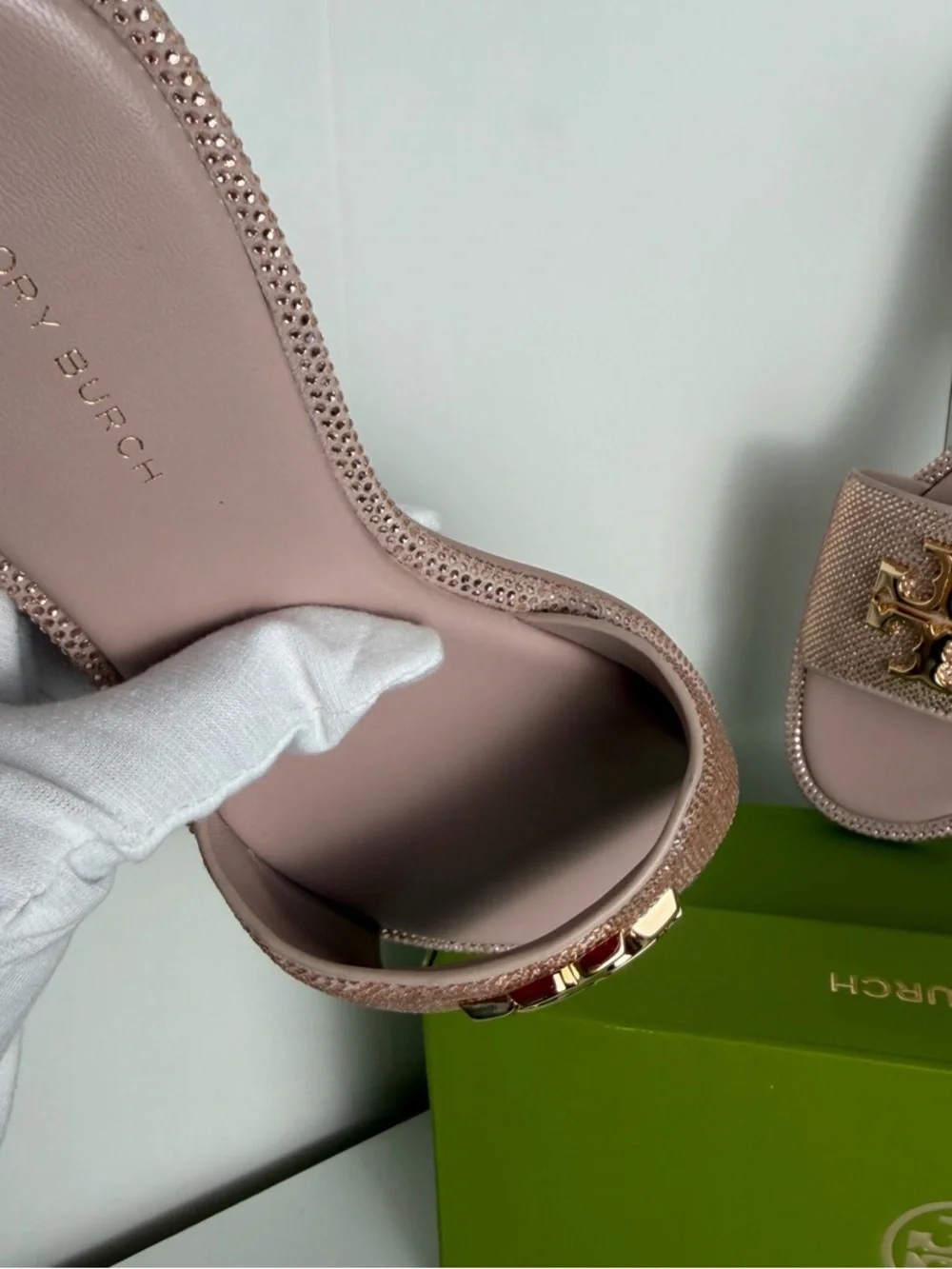 New Tory Burch Posy Pink Crystal Sandals - Picture 6 of 9